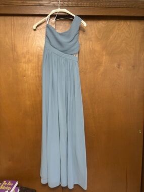 Lulu’s one shoulder maid of honor dress